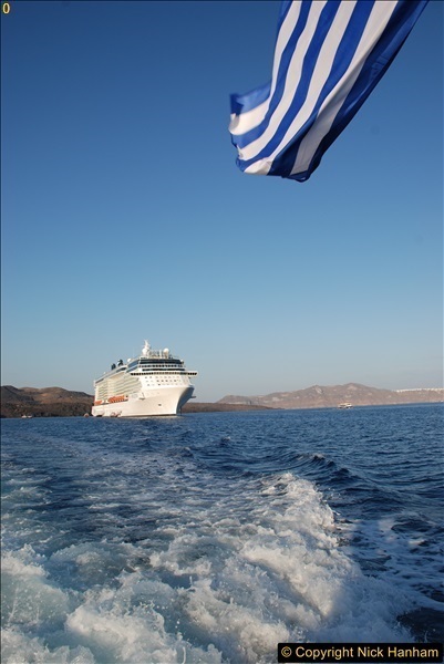 2010-10-06-Santorini-Greece.-14014