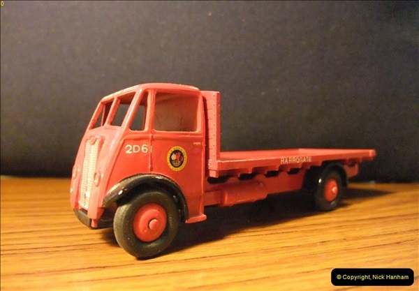 Dinky Toy model conversions.  (11)26