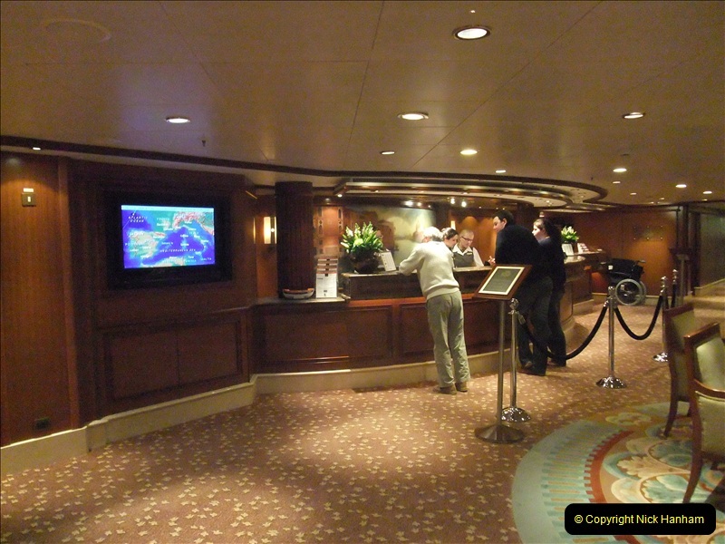 2011-04-14 to 17. Cunard Queen Victoria & Southampton.  (121)121