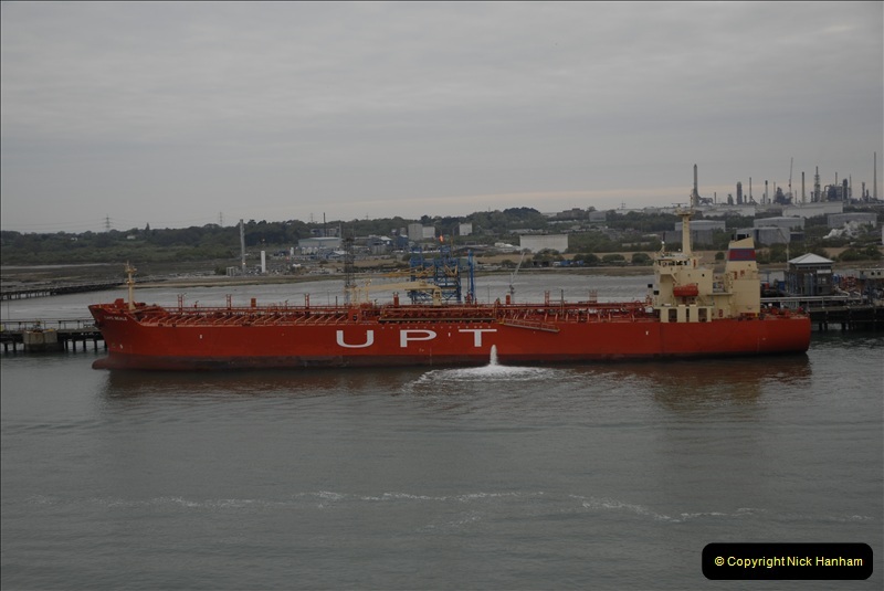 2011-04-14 to 17. Cunard Queen Victoria & Southampton.  (28)028