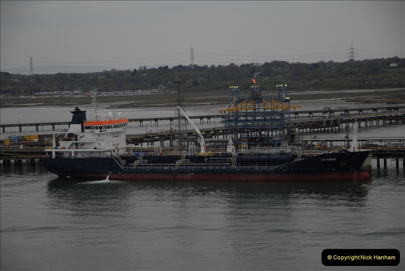 2011-04-14 to 17. Cunard Queen Victoria & Southampton.  (30)030