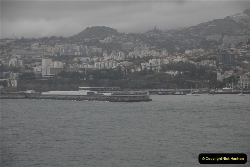 2011-04-17. Funchal, Madeira. Transport.  1 (2)206