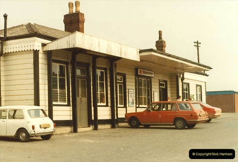 1982-03-28 Warminster Station, Warminster, Wiltshire.0322