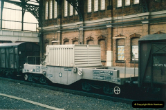 1986-01-08 Nuclear Flask @ Bournemouth destined for the Dragon Reactor nuclear power plant @ Dorchester, Dorset.0001