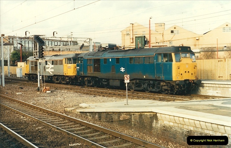 1989-02-11 Watford, Hertfordshire.  (2)0018