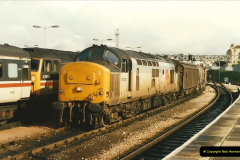 1990-11-02 Plymouth, Devon.  (17)1033