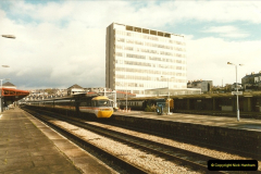 1990-11-02 Plymouth, Devon.  (23)1039