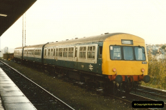 1990-11-02 Plymouth, Devon.  (24)1040