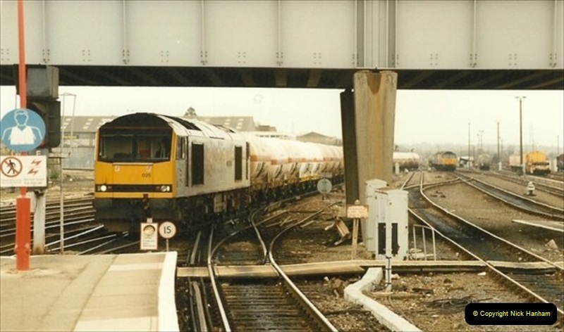 1991-04-05 Eastleigh, Hampshire.  (14)021