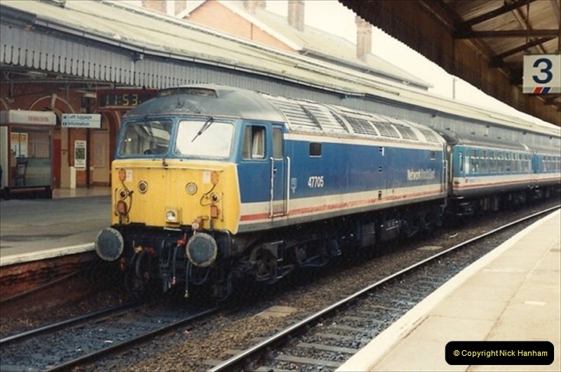 1992-01-06 Salisbury station, Salisbury, Wiltshire.  (10)229