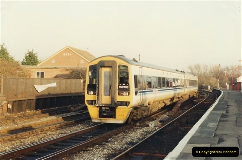 1992-01-06 Salisbury station, Salisbury, Wiltshire.  (12)231