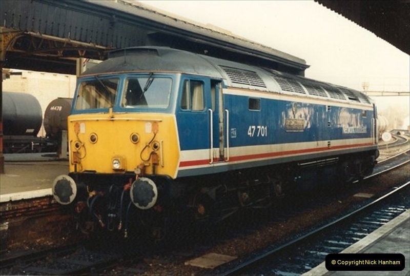 1992-01-06 Salisbury station, Salisbury, Wiltshire.  (25)244