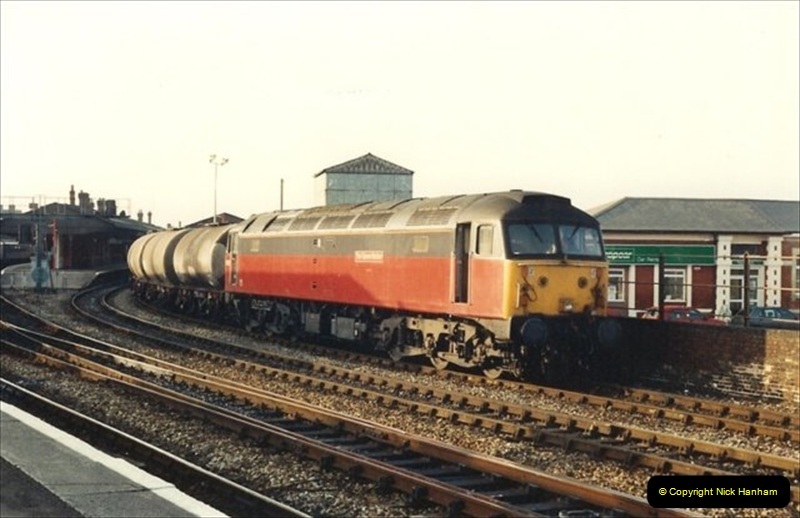 1992-01-06 Salisbury station, Salisbury, Wiltshire.  (3)222