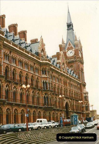 1998-01-06 St. Pancras, London.  (2)012