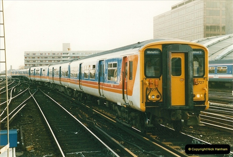1998-03-28 Waterloo, London.  (10)053