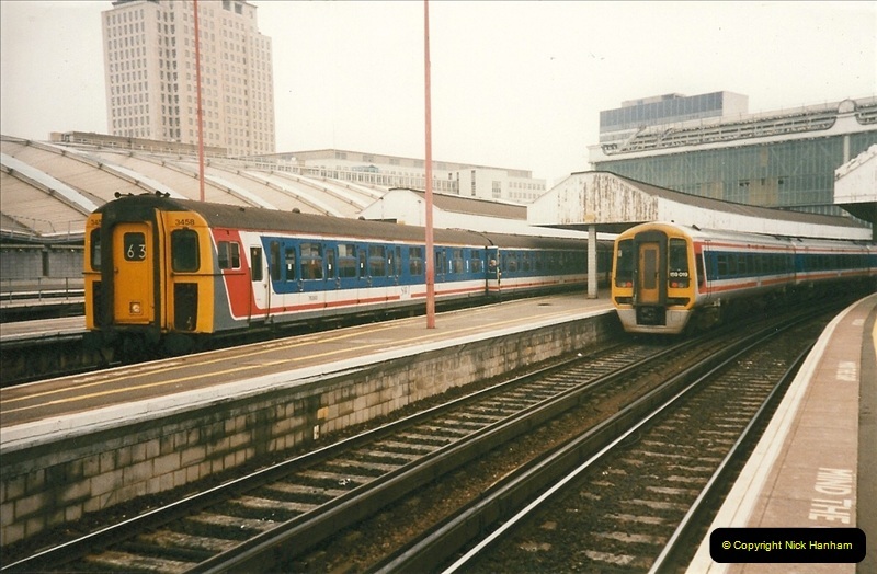 1998-03-28 Waterloo, London.  (17)060