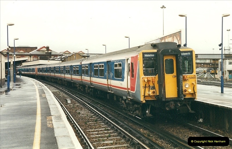 2000-02-08 Clapham Junction, London.  (2)229