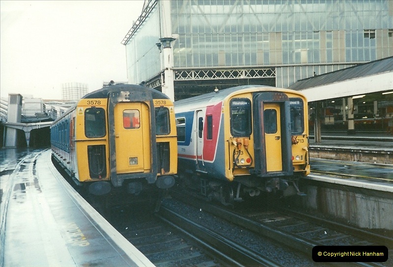 2000-02-09 London stations.  (12)262