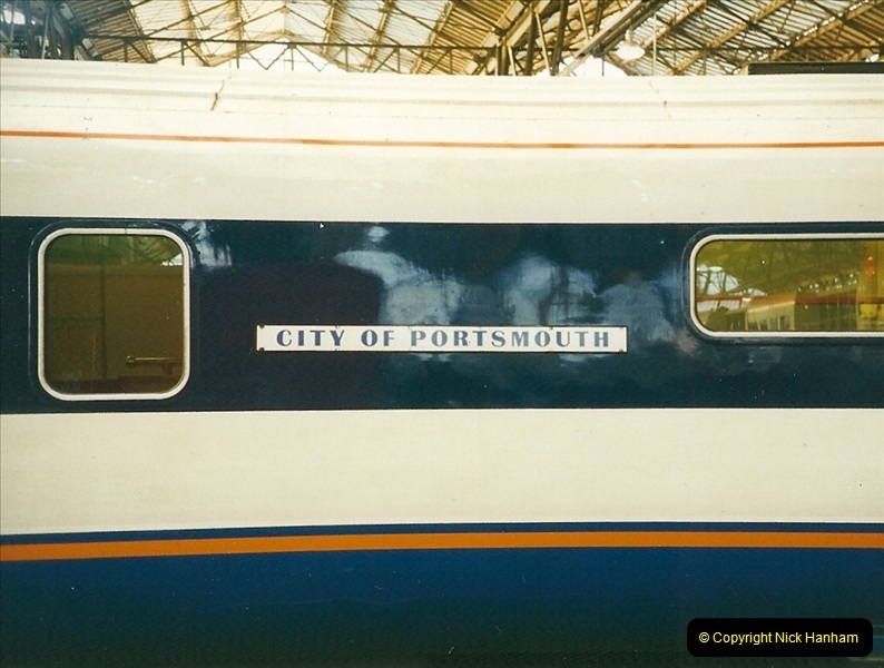 2000-02-09 London stations.  (24)274