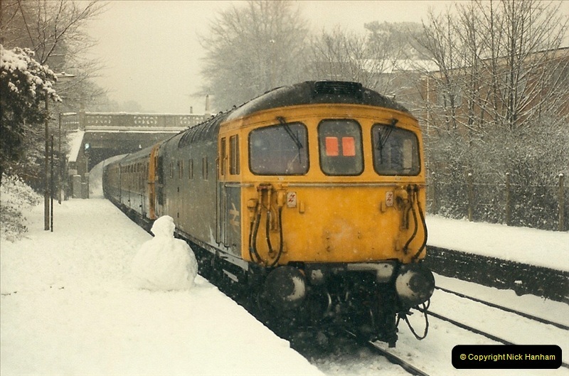 1985-01-18 Parkstone, Poole, Dorset.  (10)205
