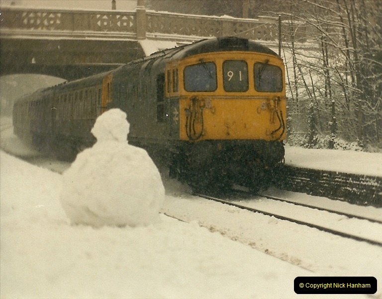 1985-01-18 Parkstone, Poole, Dorset.  (7)202
