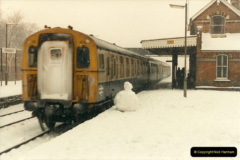 1985-01-18 Parkstone, Poole, Dorset.  (9)204