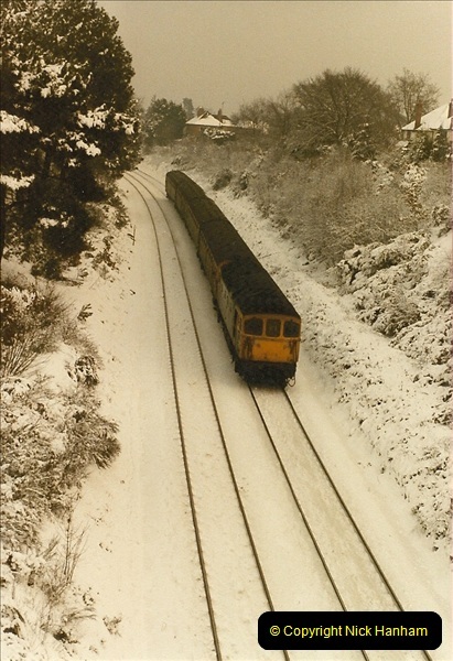 1985-01-19 Parkstone, Poole, Dorset.  (10)215