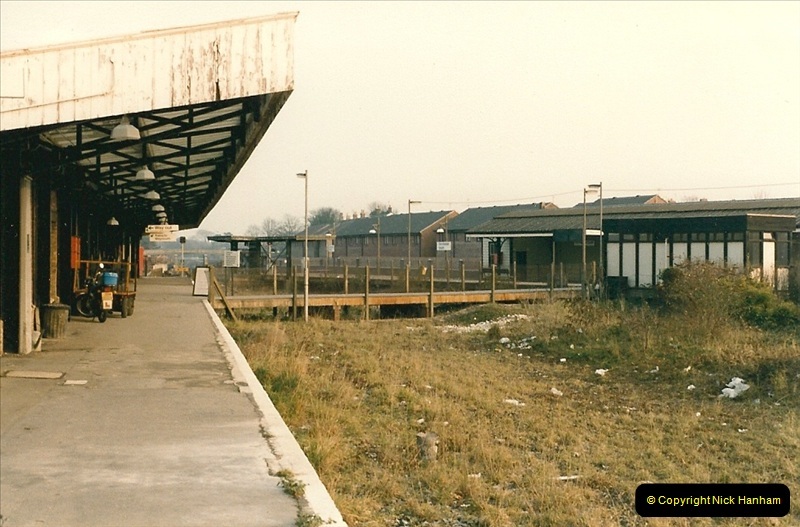 1985-11-24 Dorchester, Dorset. (2)251