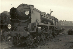 1955 to 1959 British Railways in Black & White. Local Bournemouth & Poole. (27)027