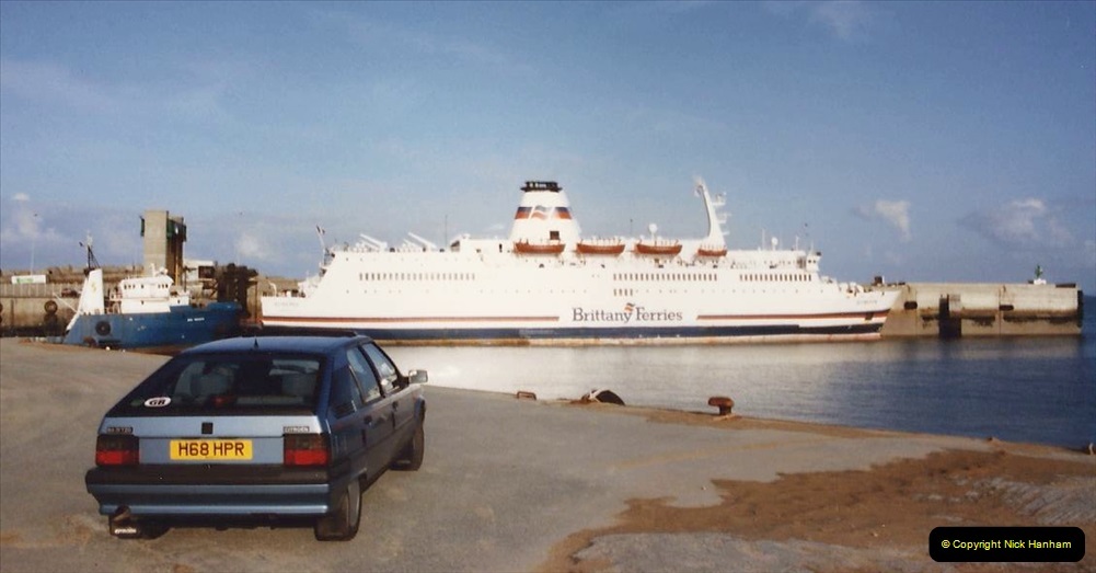1992-France-.-32-Plymouth-Morlaix-Area-Plymouth.-27