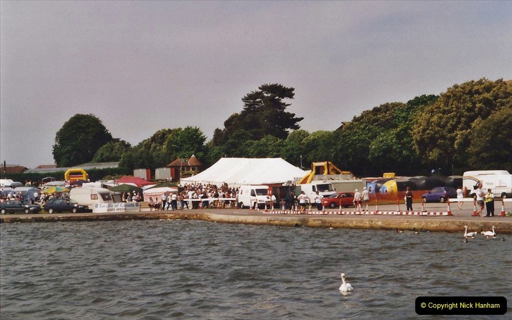 2002-Miscellaneous.-126-HM-The-Queen-celebrations-for-her-Golden-Jubilee-in-Poole-Park.-Poole-Dorset.-126