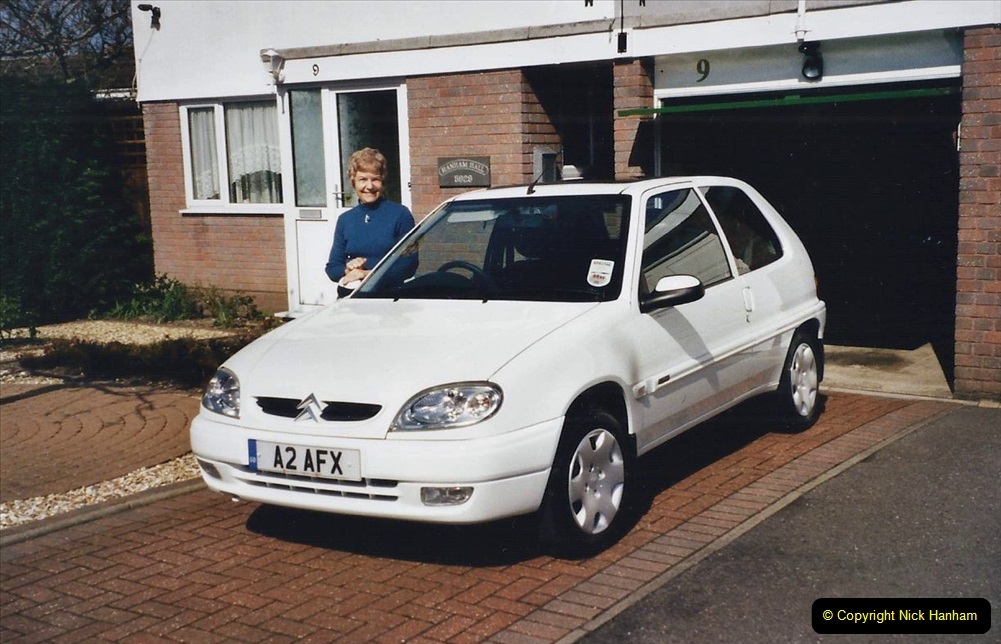 2002-Miscellaneous.-35-A-new-car-for-your-Hosts-Wife.-035