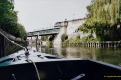 2002-Kennet-Avon-Canal-and-The-River-Avon-narrow-boat-trip-with-friends.-43-Bath-Somerset.-043