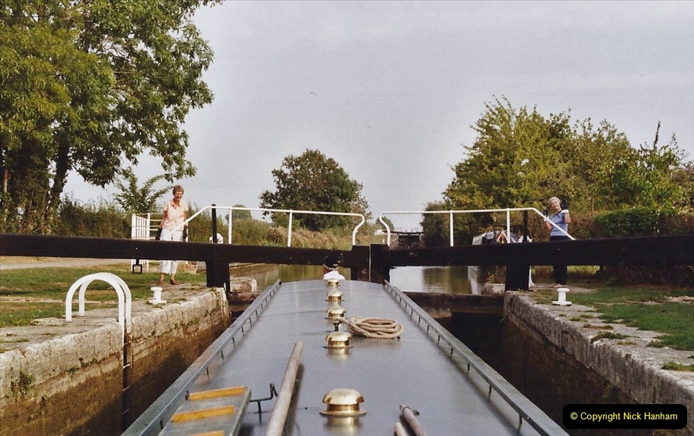 2003-September-14-The-Kennet-Avon-Canal-Trowbridge-to-Bath-and-return-to-Trowbridge-with-friends.-