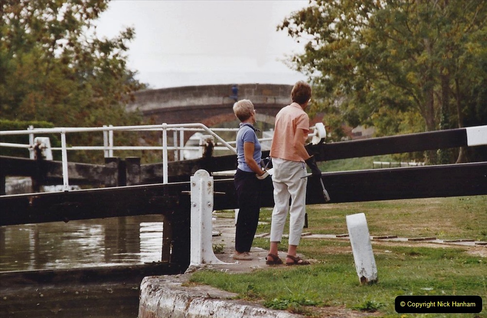 2003-September-15-The-Kennet-Avon-Canal-Trowbridge-to-Bath-and-return-to-Trowbridge-with-friends.-