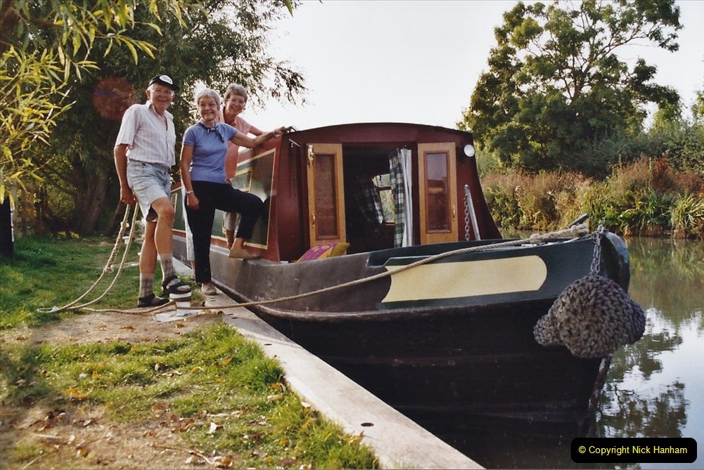 2003-September-16-The-Kennet-Avon-Canal-Trowbridge-to-Bath-and-return-to-Trowbridge-with-friends.-