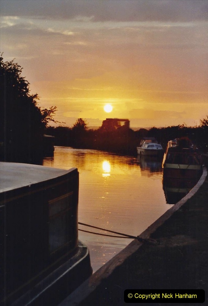 2003-September-28-The-Kennet-Avon-Canal-Trowbridge-to-Bath-and-return-to-Trowbridge-with-friends.-