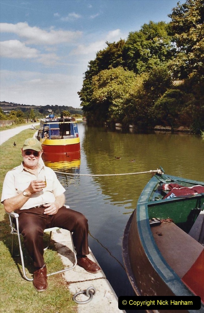 2003-September-The-Kennet-Avon-Canal-Trowbridge-to-Bath-and-return-to-Trowbridge-with-friends.-72-