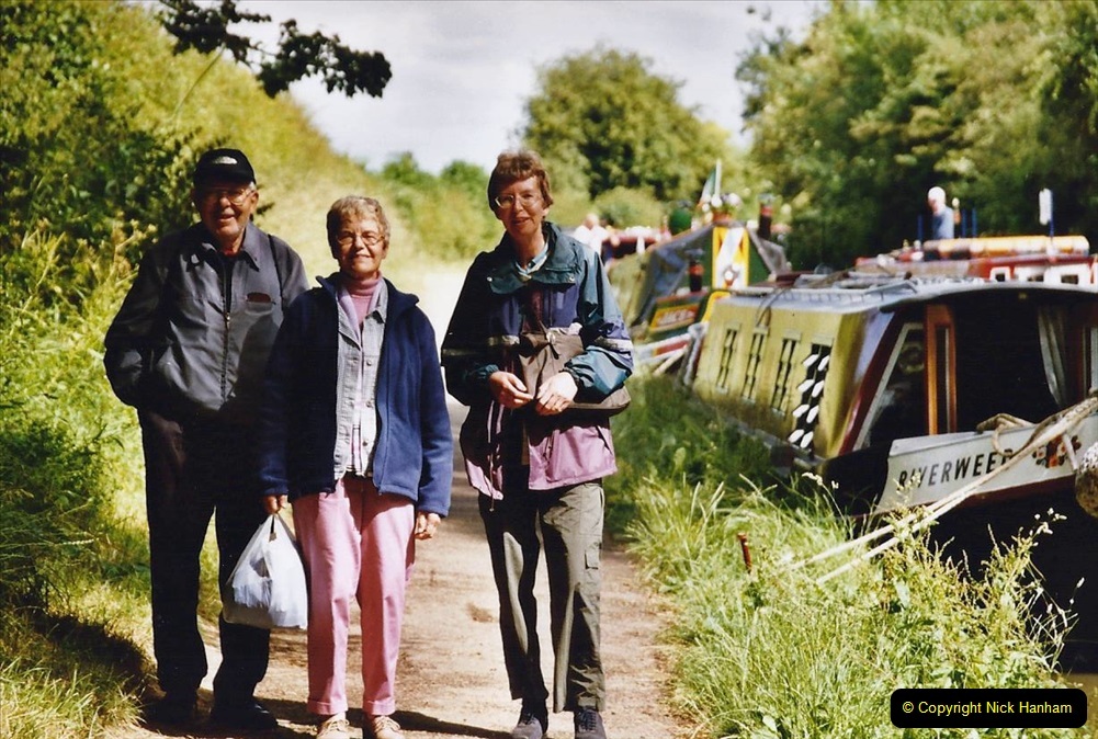 2004-June-The-Grand-Union-Canal-Blisworth-Northampton-Noprthamptonshire.-11-