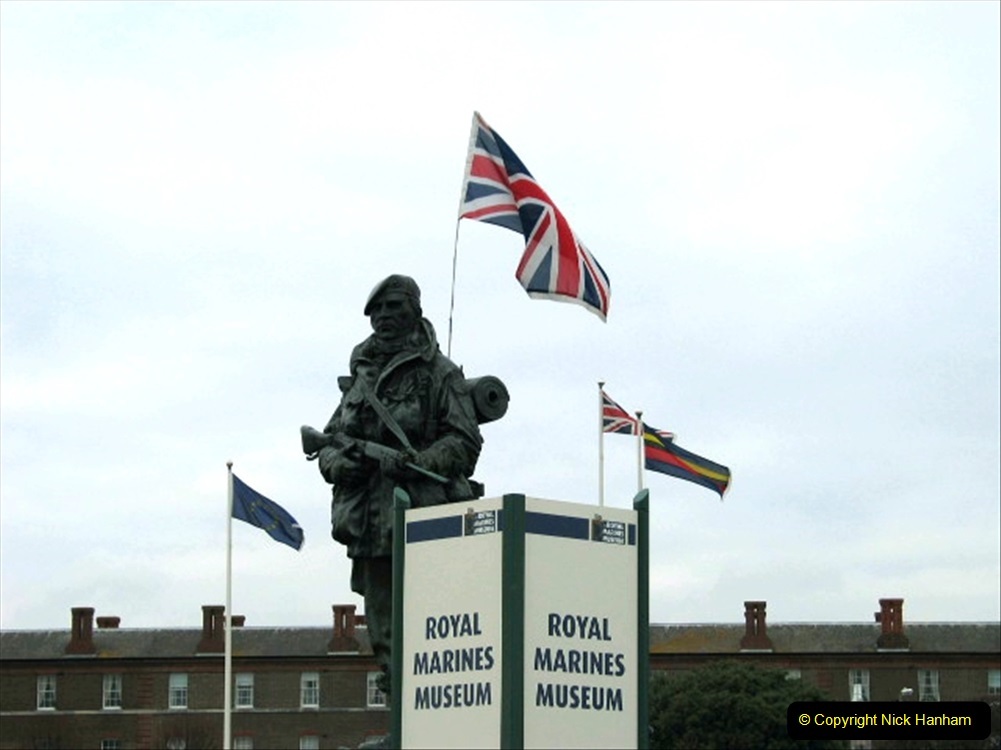 Retrospective-2004-November-31-Portsmouth-and-its-military-history.-