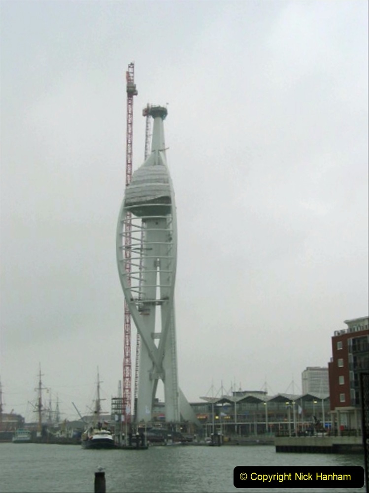 Retrospective-2004-November-36-Portsmouth-and-its-military-history.-