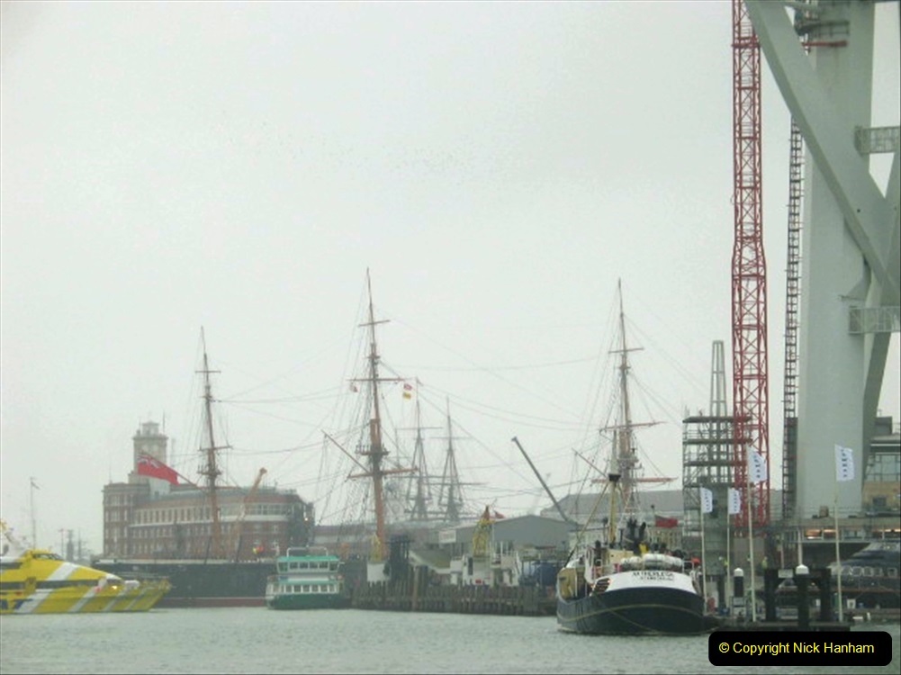 Retrospective-2004-November-38-Portsmouth-and-its-military-history.-