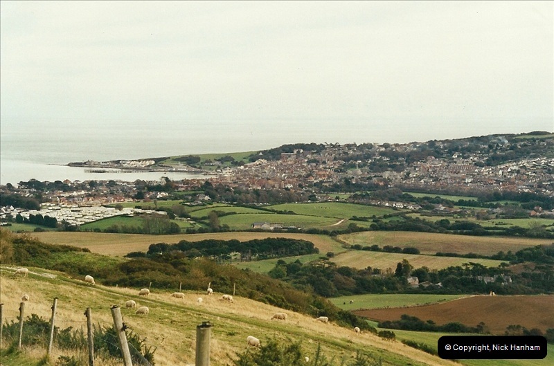 2002-10-19 A walk over the Hills from Corfe Castle to Swanage.  (8)186