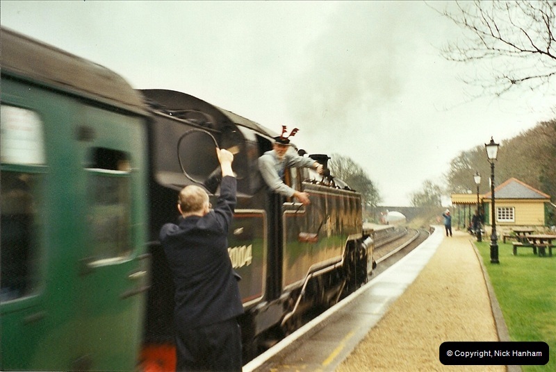 2002-12-14 Driving the DMU on Santa Specials.  (5)241