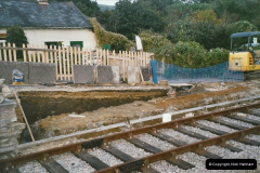 2004-09-10 Platform extensions @ Corfe Castle.  (2)581