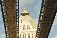 2001-11-03 Tower Bridge, London.  (3)03