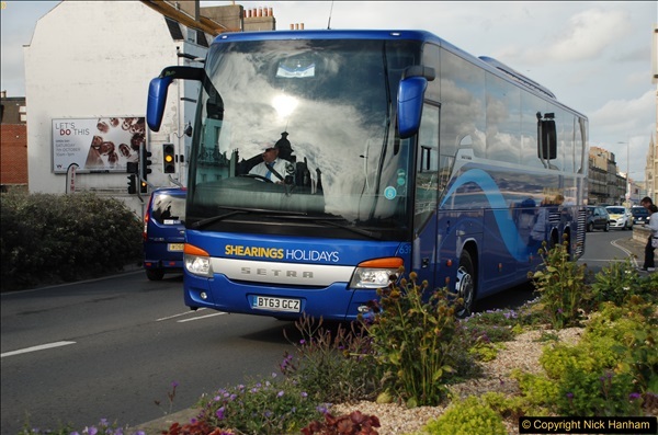2017-09-22 X54 Bus to Weymouth.  (325)325